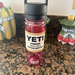 New 🩷🩷 Yeti Pink Water Tumbler